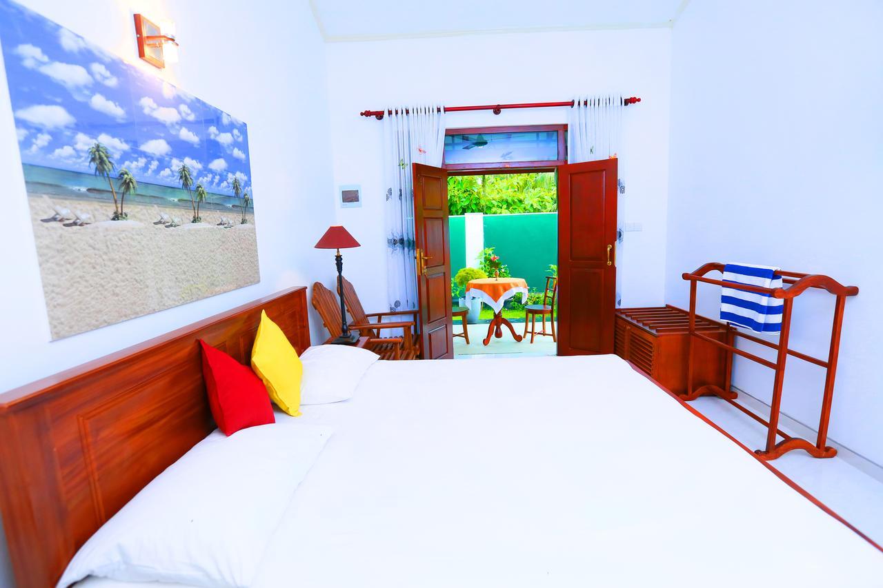 Ceylonika Rest Hotel Bentota Buitenkant foto
