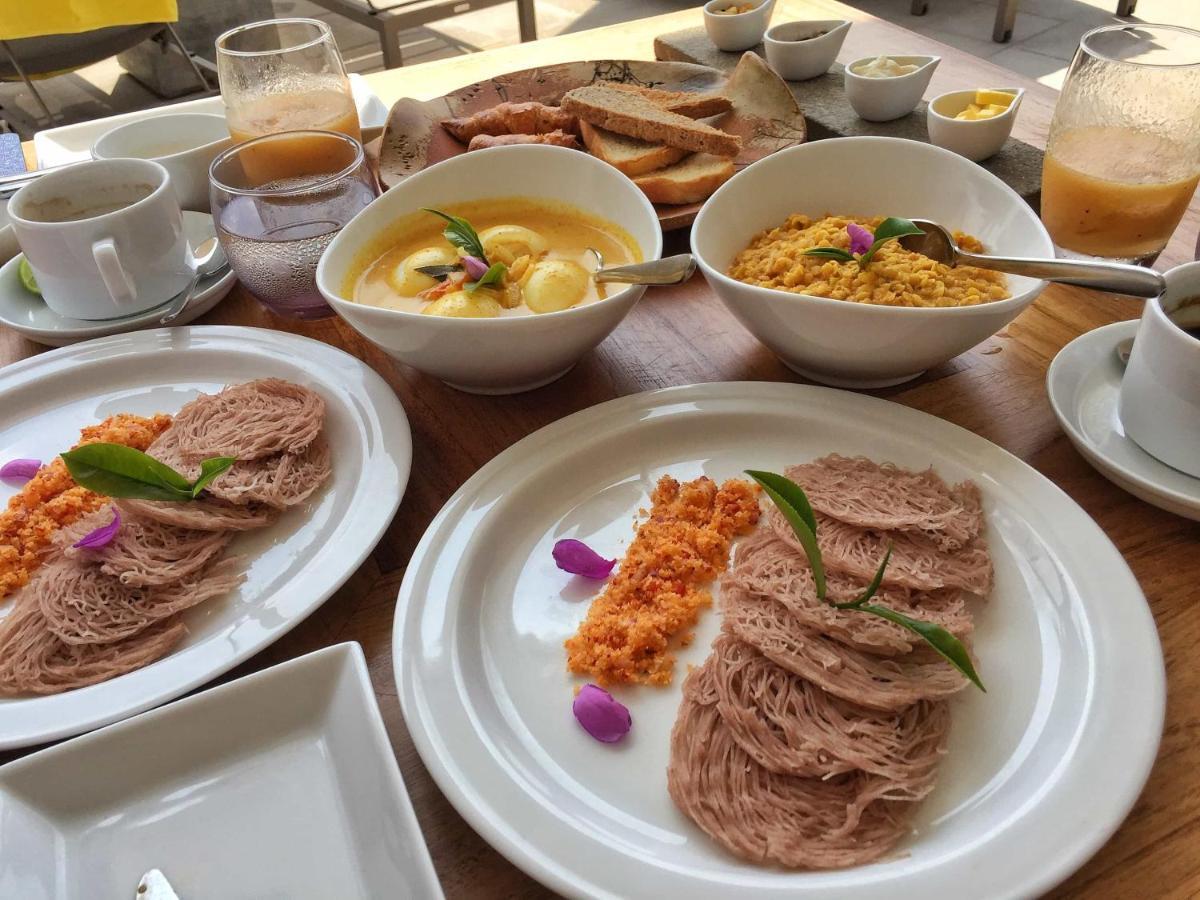 Ceylonika Rest Hotel Bentota Buitenkant foto